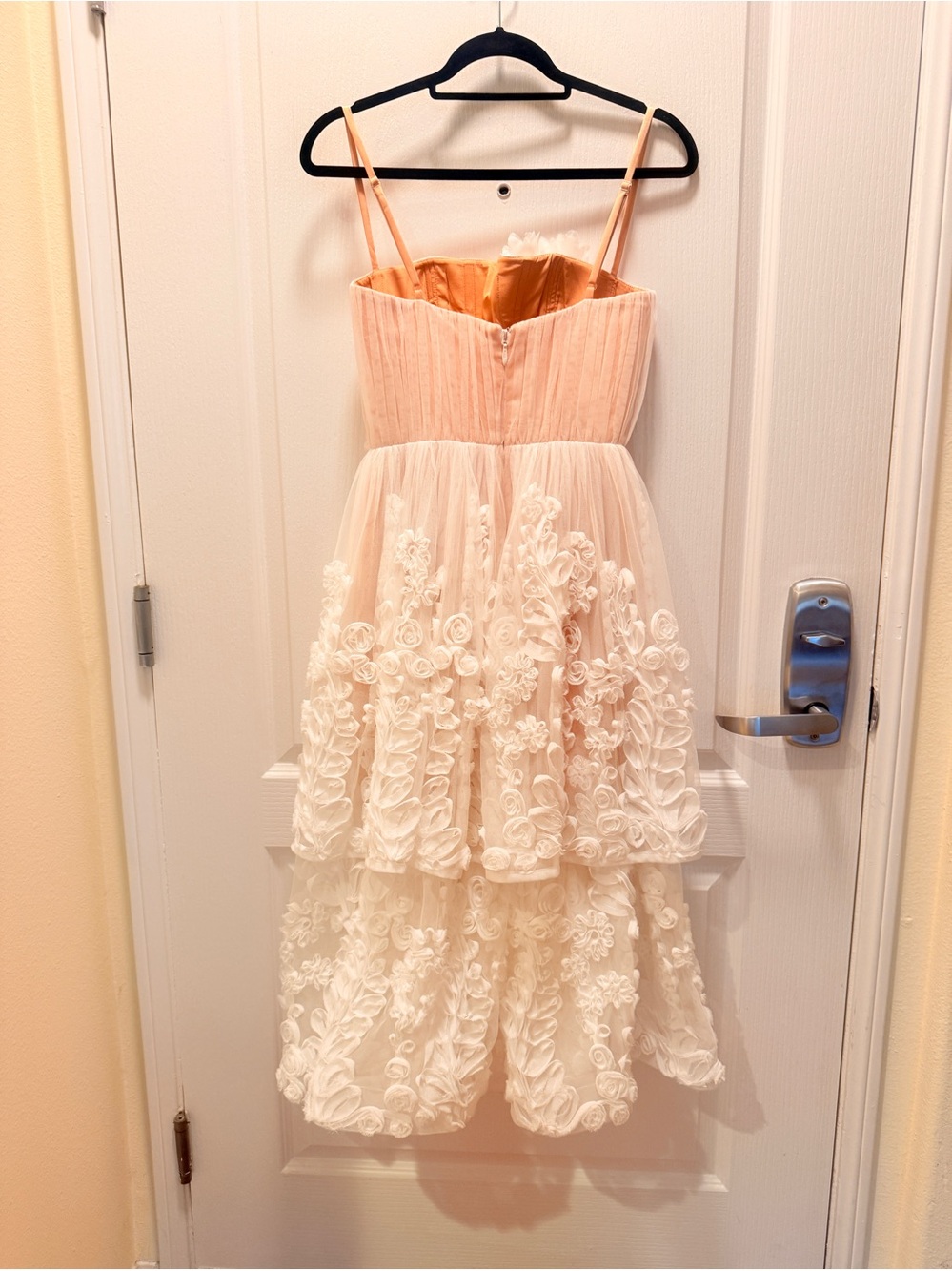 Helsi Juliette strapless 3D floral appliqué White Tiered Midi Dress  Size XS - Picture 8 of 11